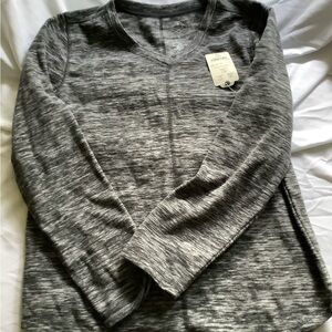 Gray V-Neck Long Sleeve Top